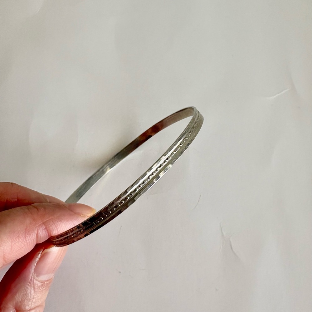 Vintage Coro Sterling Silver Thin / Skinny Bangle Bracelet - Picture 2 of 10